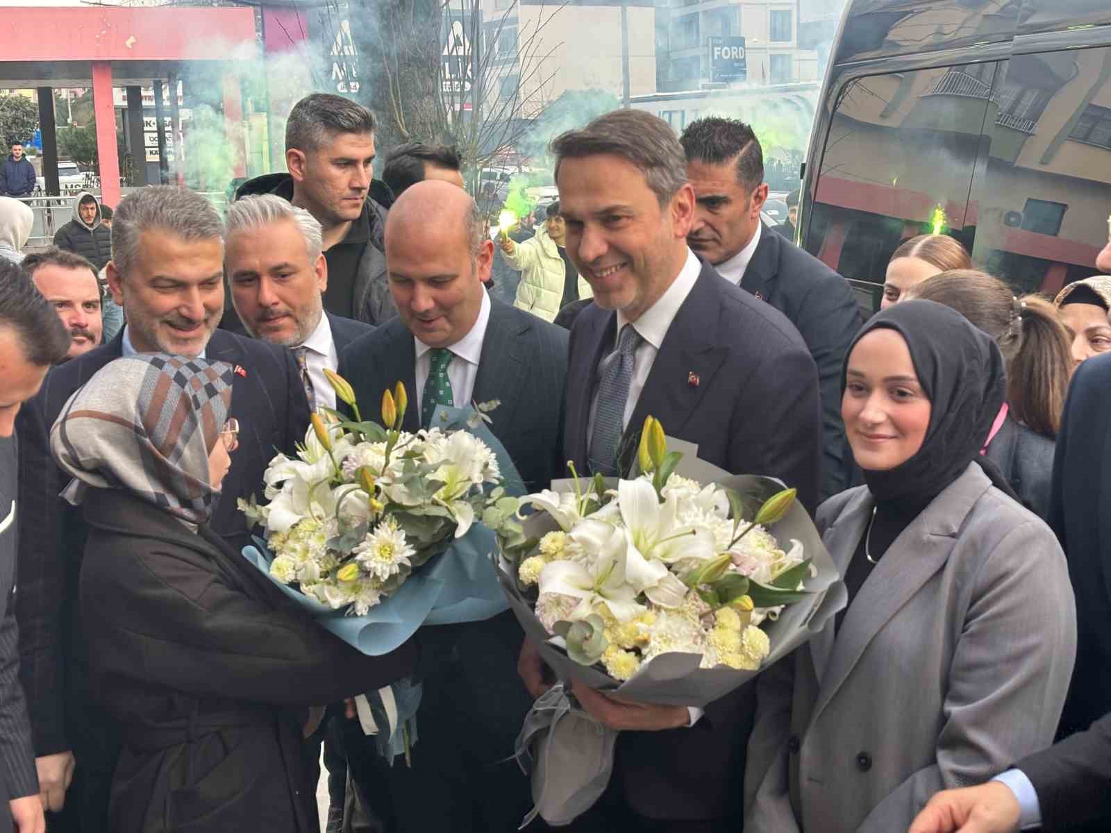 Bakan Bayraktar: "Bu sene 8 milyon haneye yetecek gazı üretmiş olacağız, 2028’de 16 milyona çıkacak"
