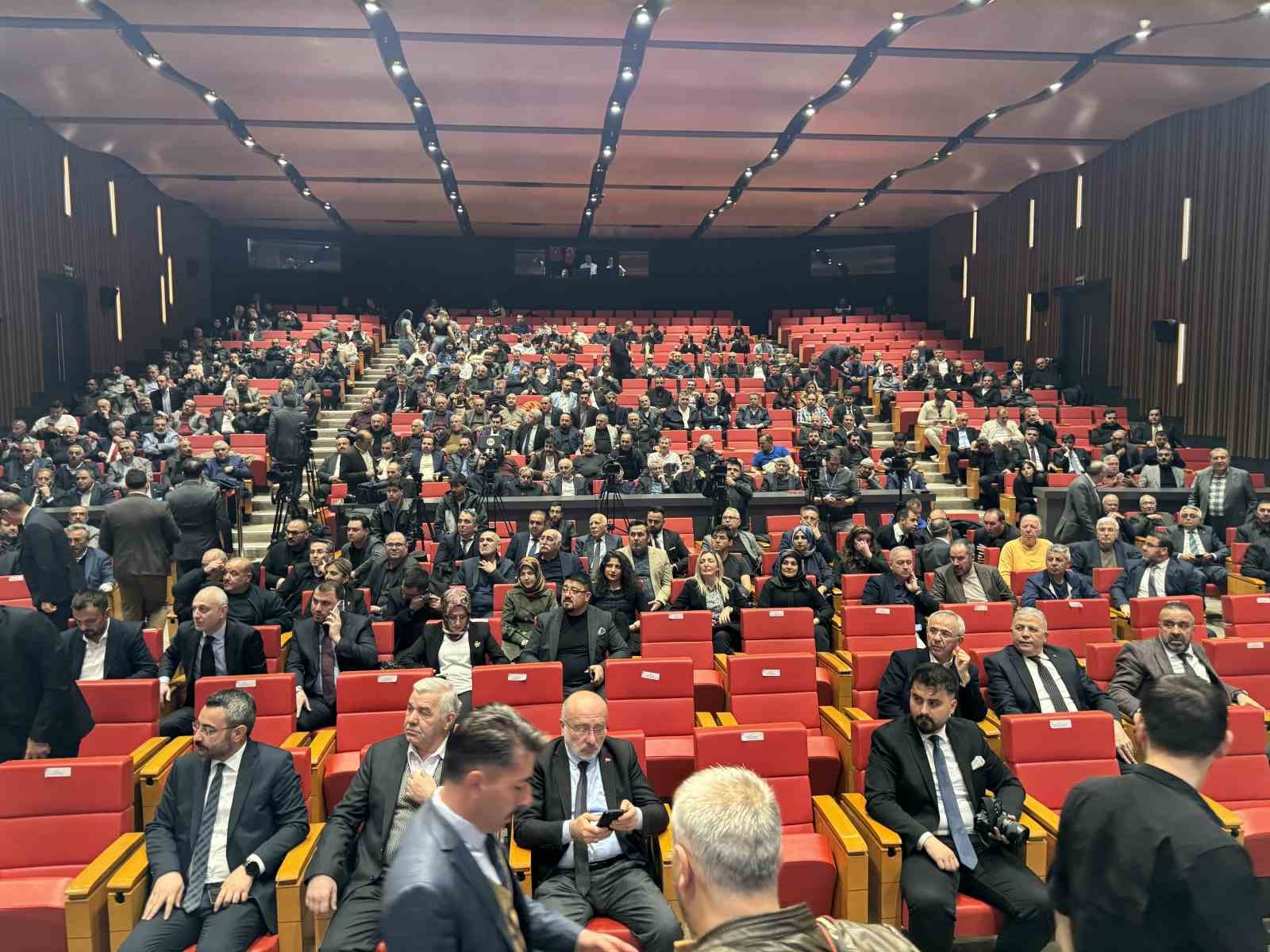 Bakan Bayraktar: "Bu sene sonunda ilk elektriği Akkuyu’dan üretmiş olacağız"
