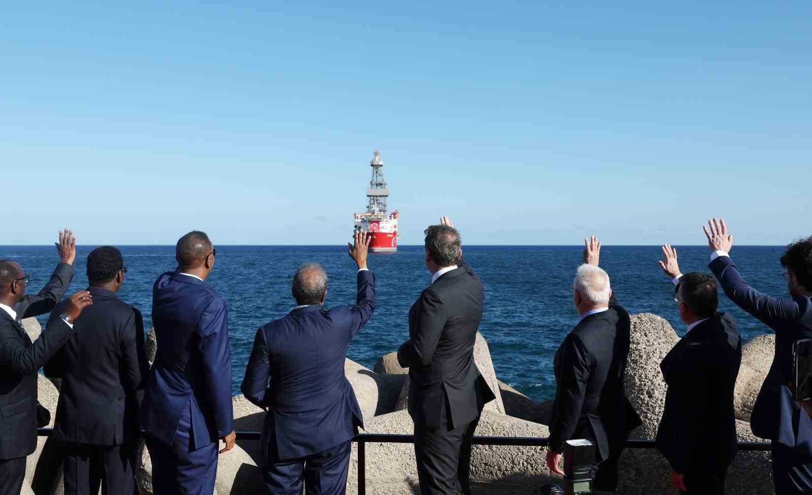 Bakan Bayraktar: "Curad-1 kuyusu ile enerjide Somali’de yeni bir dönem açılıyor"
