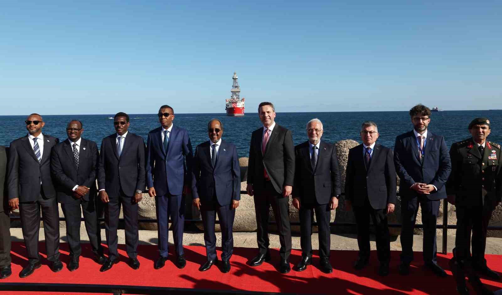 Bakan Bayraktar: "Curad-1 kuyusu ile enerjide Somali’de yeni bir dönem açılıyor"
