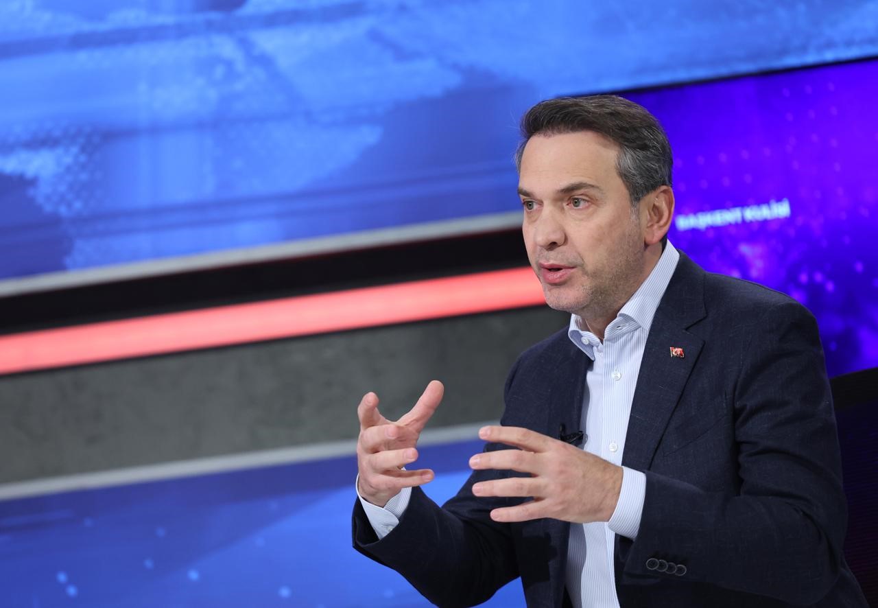 Bakan Bayraktar duyurdu: Azerbaycan ile 33 milyar metreküplük doğalgaz anlaşması yapıldı
Bakan Bayraktar duyurdu: Azerbaycan ile 33 milyar metreküplük doğalgaz anlaşması yapıldı