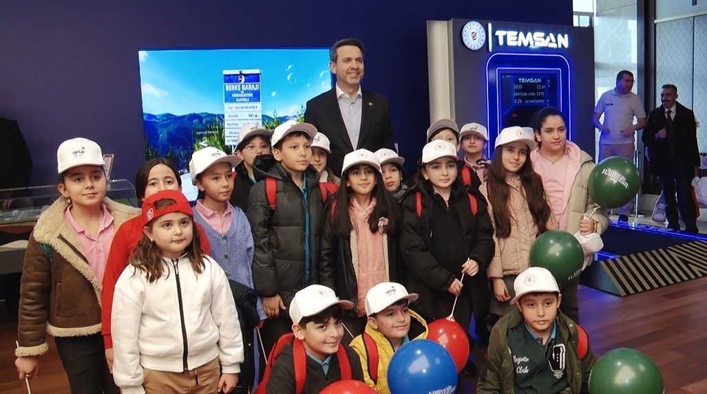 Bakan Bayraktar: "Pakistan’a Oruç Reisi veya Barbaros Hayrettin Paşa’yı göndermeyi hedefliyoruz"
