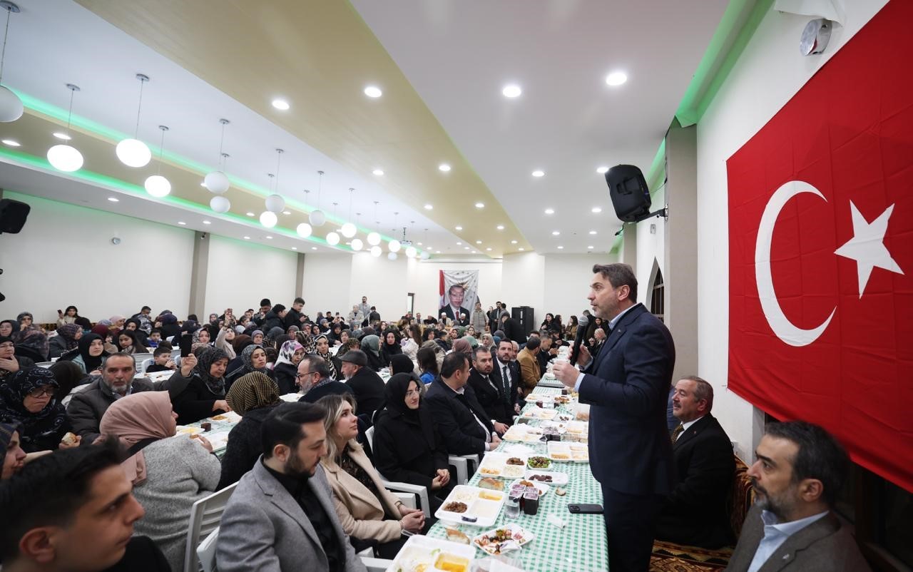 Bakan Bayraktar: "Türkiye olarak bizim çok daha güçlü olmamız lazım"
Bakan Bayraktar: "Türkiye olarak bizim çok daha güçlü olmamız lazım"