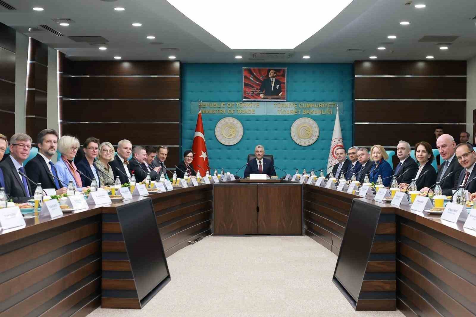 Bakan Bolat: "Avrupa Birliği her zaman temel ortağımız olmuştur"
