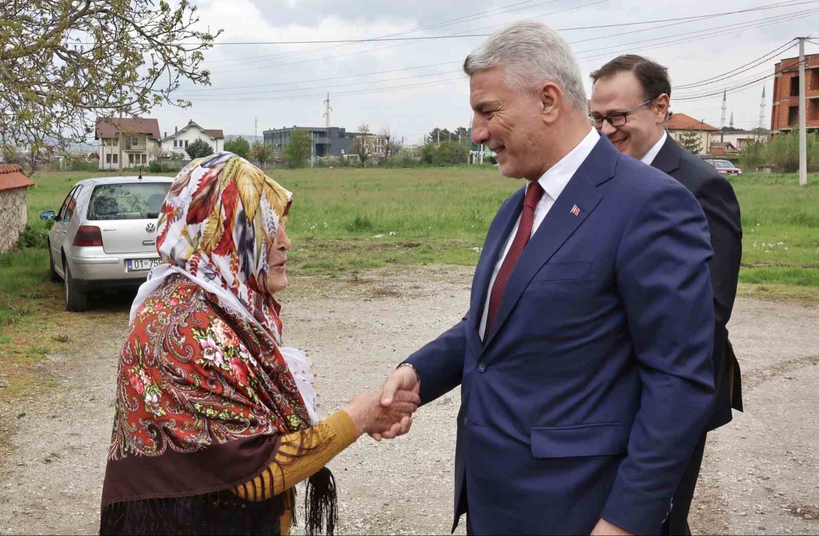 Bakan Bolat’tan Kosova’da KFOR Karargahı’na ziyaret
