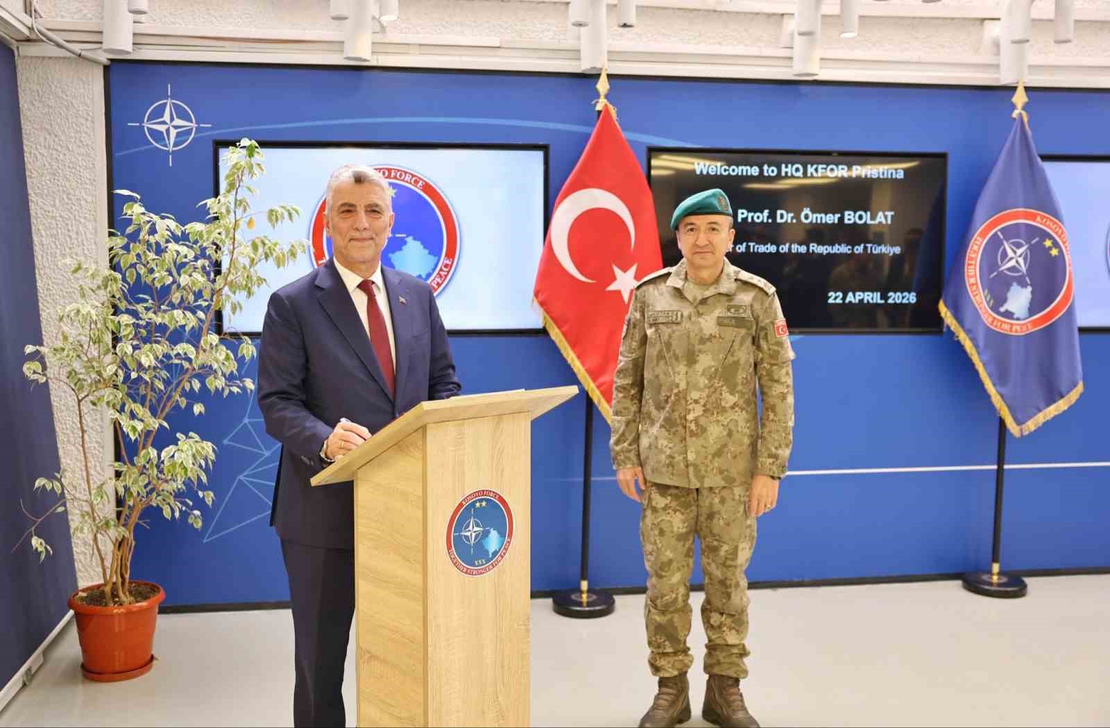 Bakan Bolat’tan Kosova’da KFOR Karargahı’na ziyaret
