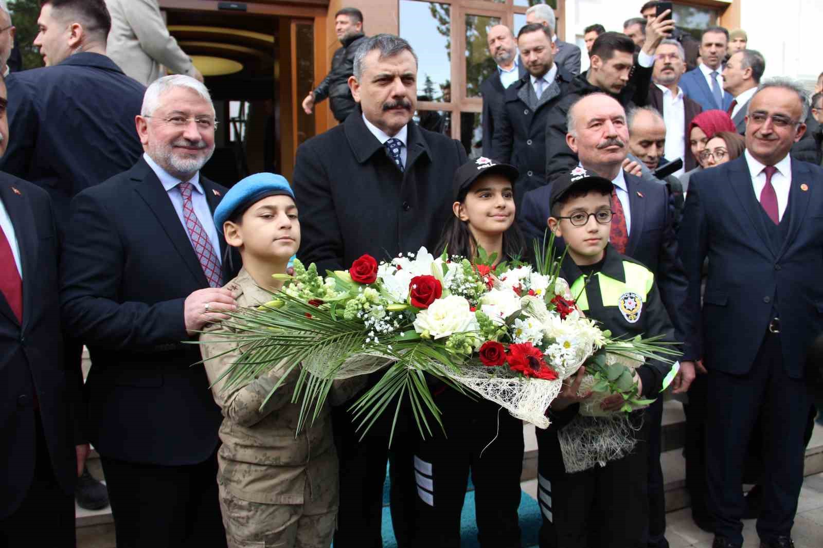 Bakan Çiftçi, 5 yıl valilik yaptığı Çorum’u ziyaret etti
