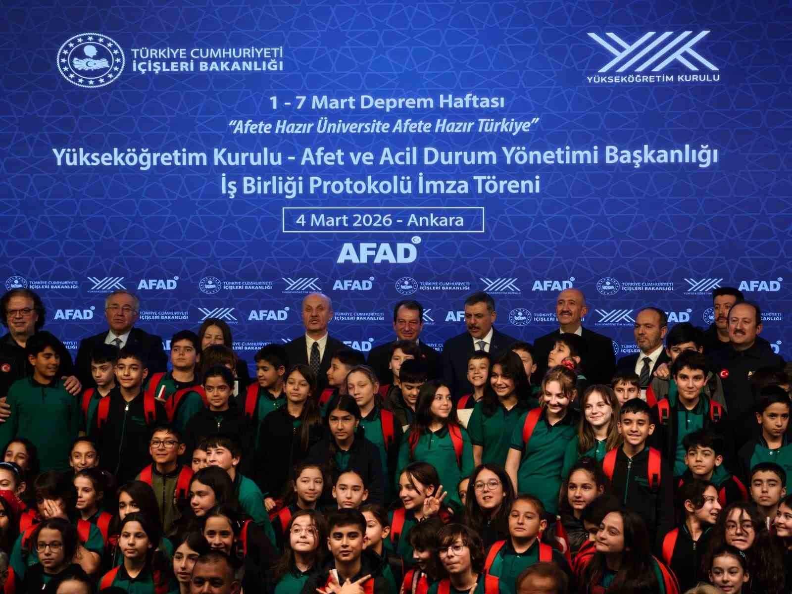 Bakan Çiftçi: "Devletimizin kurumlarının kapasitelerini afetlere karşı ortak bir kararlılıkta buluşturuyoruz"
