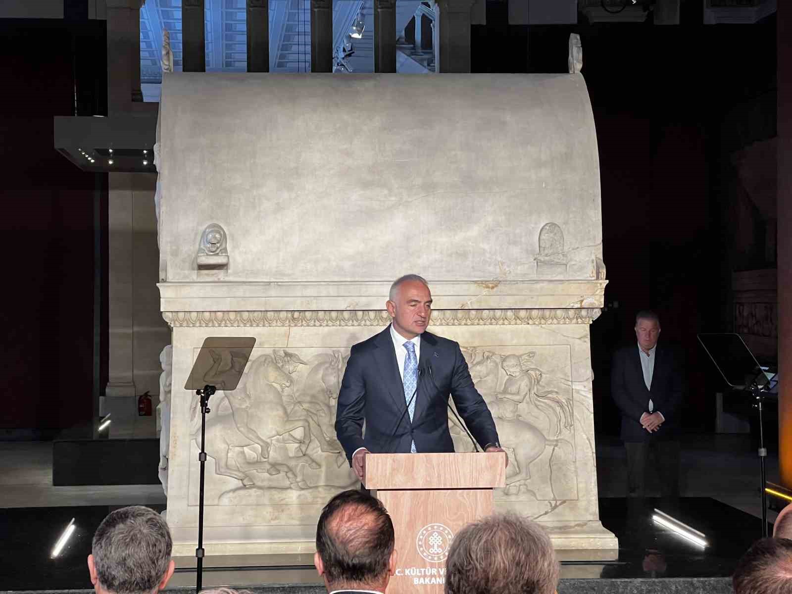 Bakan Ersoy:  "13 bin 451 kültür varlığını yeniden ülkemize kazandırdık"
