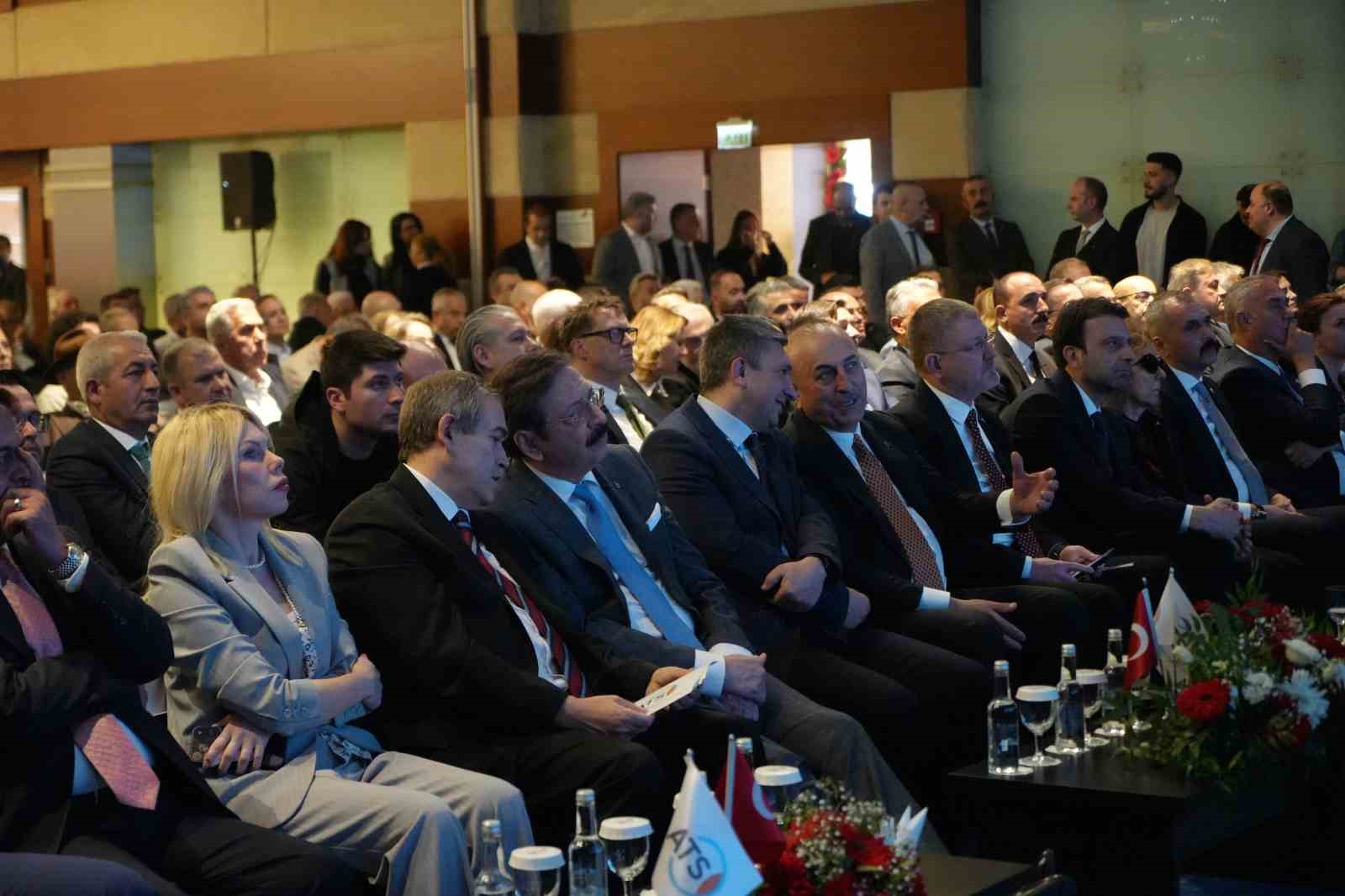 Bakan Ersoy: "Akdeniz Bölgesi’nde 2002-2025 yılları arasında yaklaşık 26,9 milyar liralık kültür ve turizm yatırımı gerçekleştirildi"
