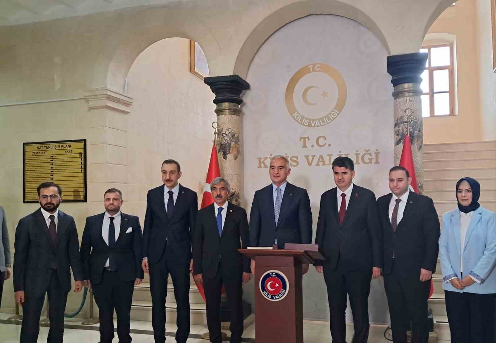 Bakan Ersoy: "Ateş çemberinin içinde Türkiye bir huzur ve güven limanı olarak farkını ortaya koymuştur"
