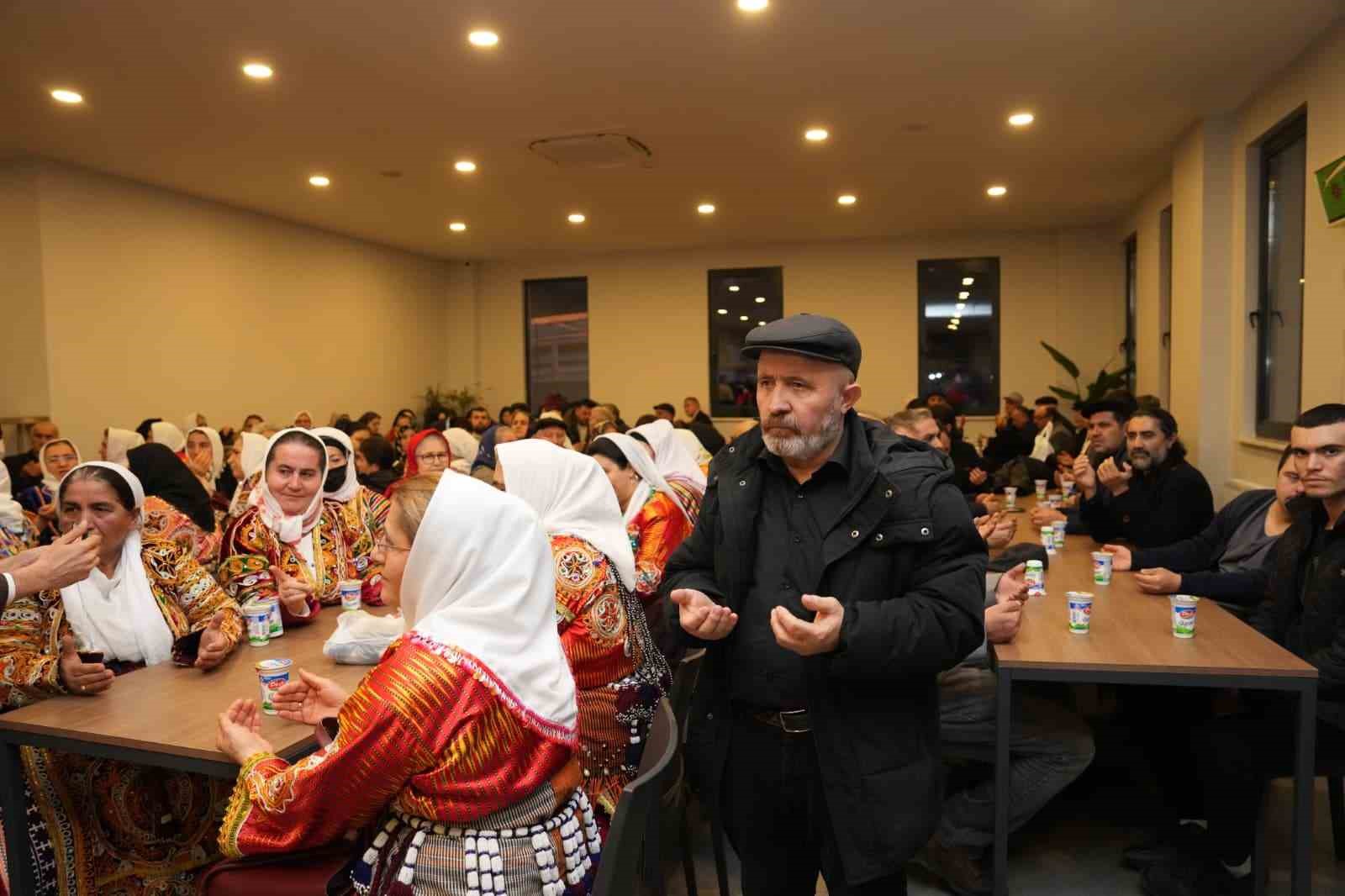 Bakan Ersoy: "Bu millet can cana, gönül gönüle verdikçe geleceğimiz güçlü ve aydınlık olacaktır"
