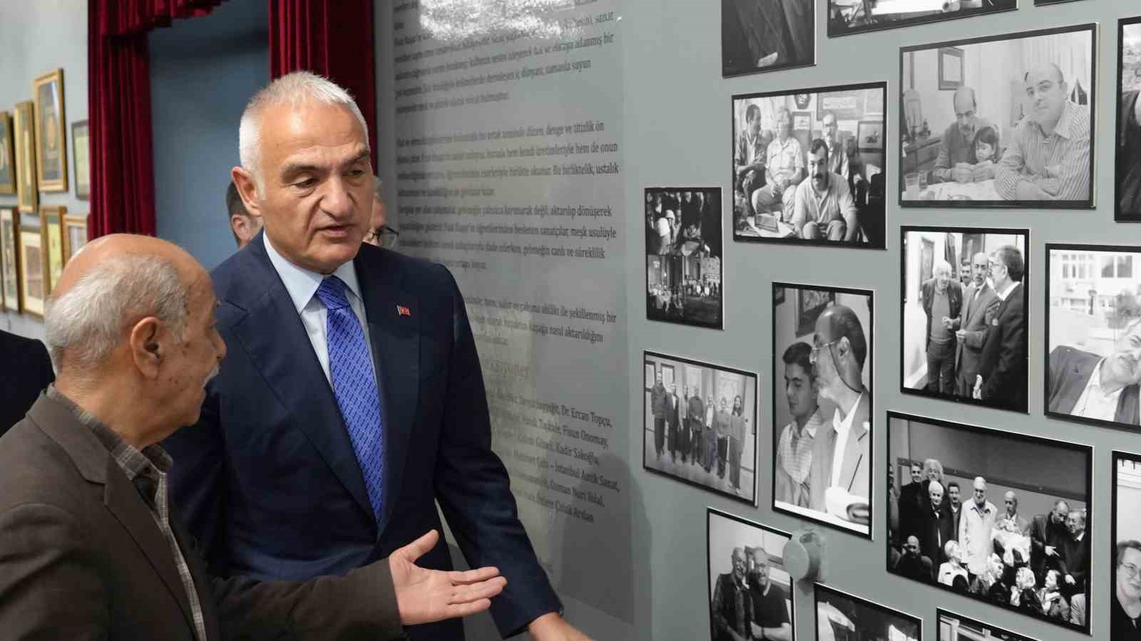 Bakan Ersoy: "Fuadname, hat ve ebruda çok geniş bir penceredir"
