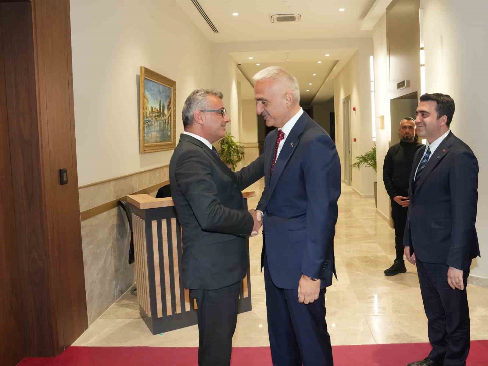 Bakan Ersoy: "KKTC’nin haklı davasında bir milim dahi geri adım atmayız"
