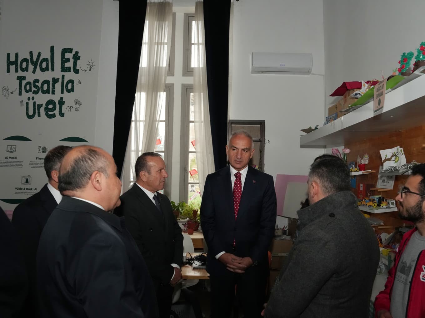 Bakan Ersoy: "KKTC’nin haklı davasında bir milim dahi geri adım atmayız"
