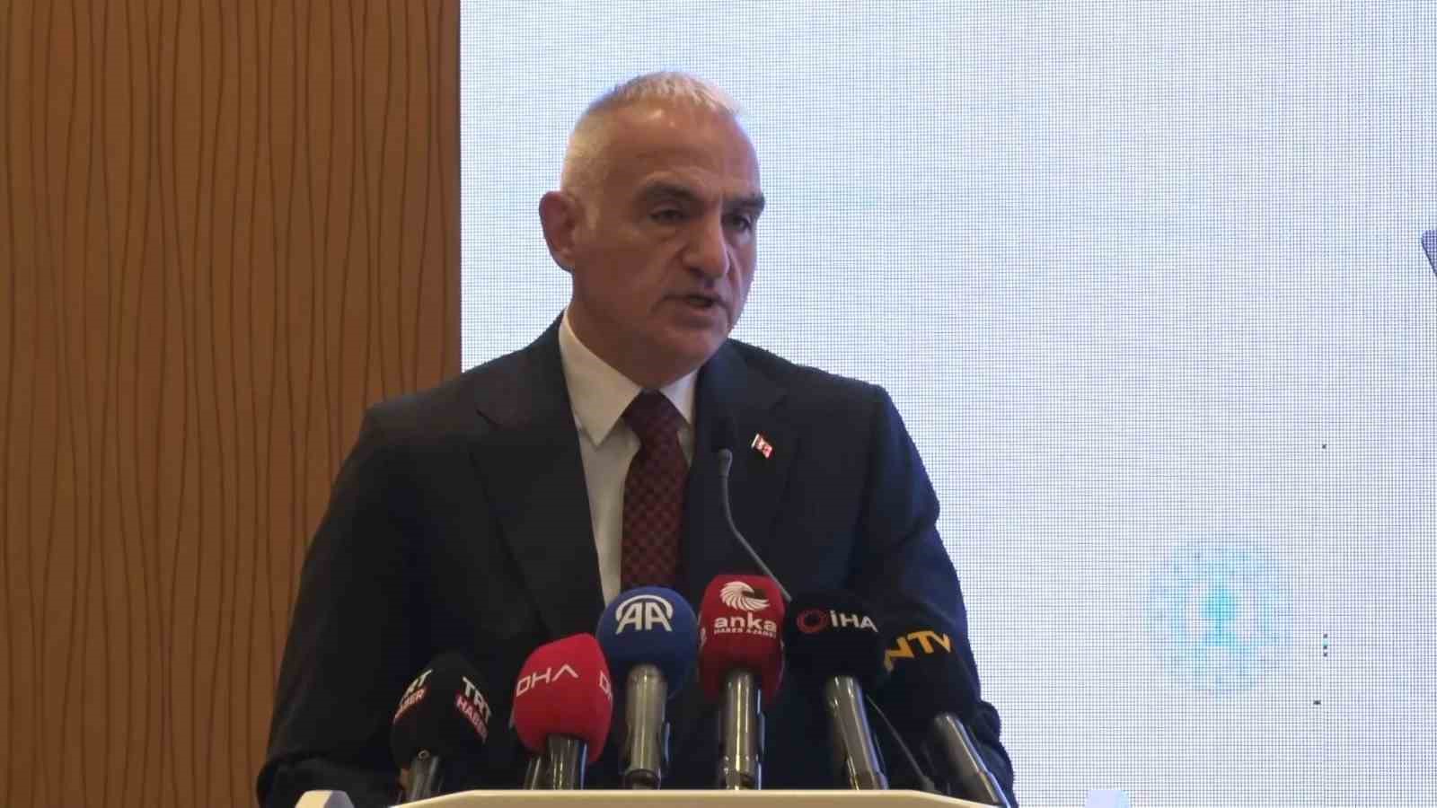 Bakan Ersoy: "Turizm sahasında gelirlerimizi 2017 yılına kıyasla yüzde 109 artırdık"
Bakan Ersoy: "Turizm sahasında gelirlerimizi 2017 yılına kıyasla yüzde 109 artırdık"