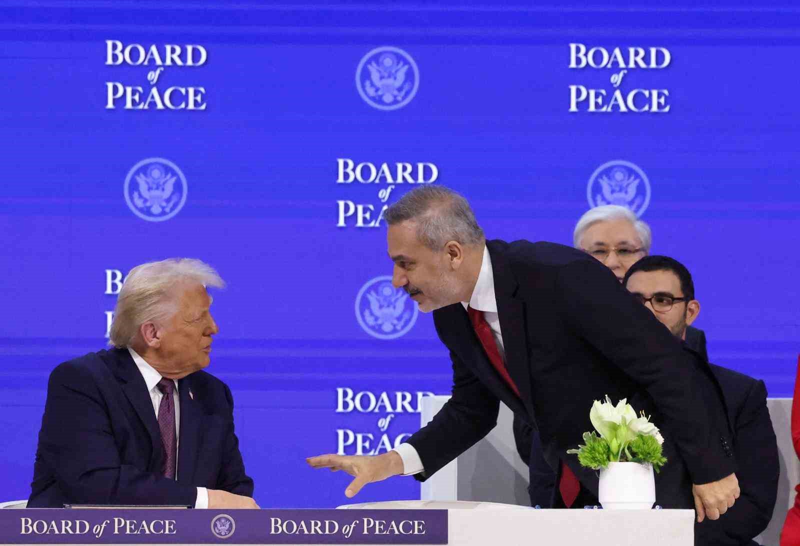 Bakan Fidan, Barış Kurulu Kuruluş Sözleşmesine imza attı
