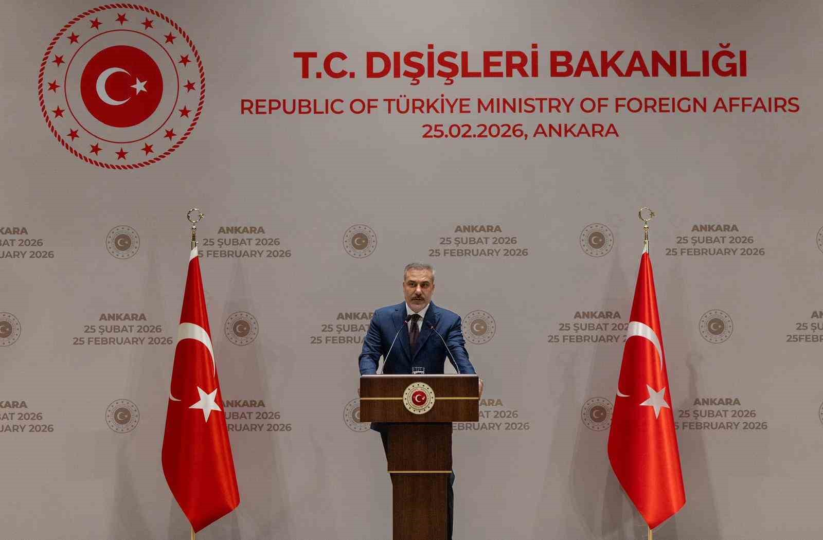 Bakan Fidan, İİT üyesi ve gözlemcisi ülkelerin büyükelçileriyle iftarda bir araya geldi
