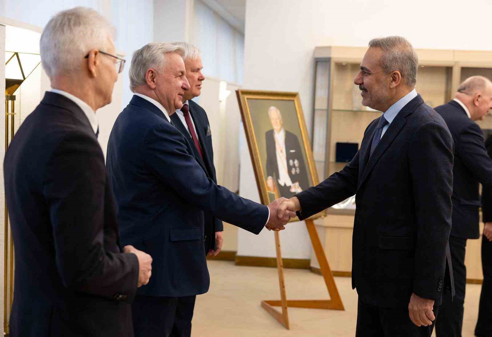 Bakan Fidan, Litvanya Meclis Başkan Yardımcısı Budbergyt ile görüştü
