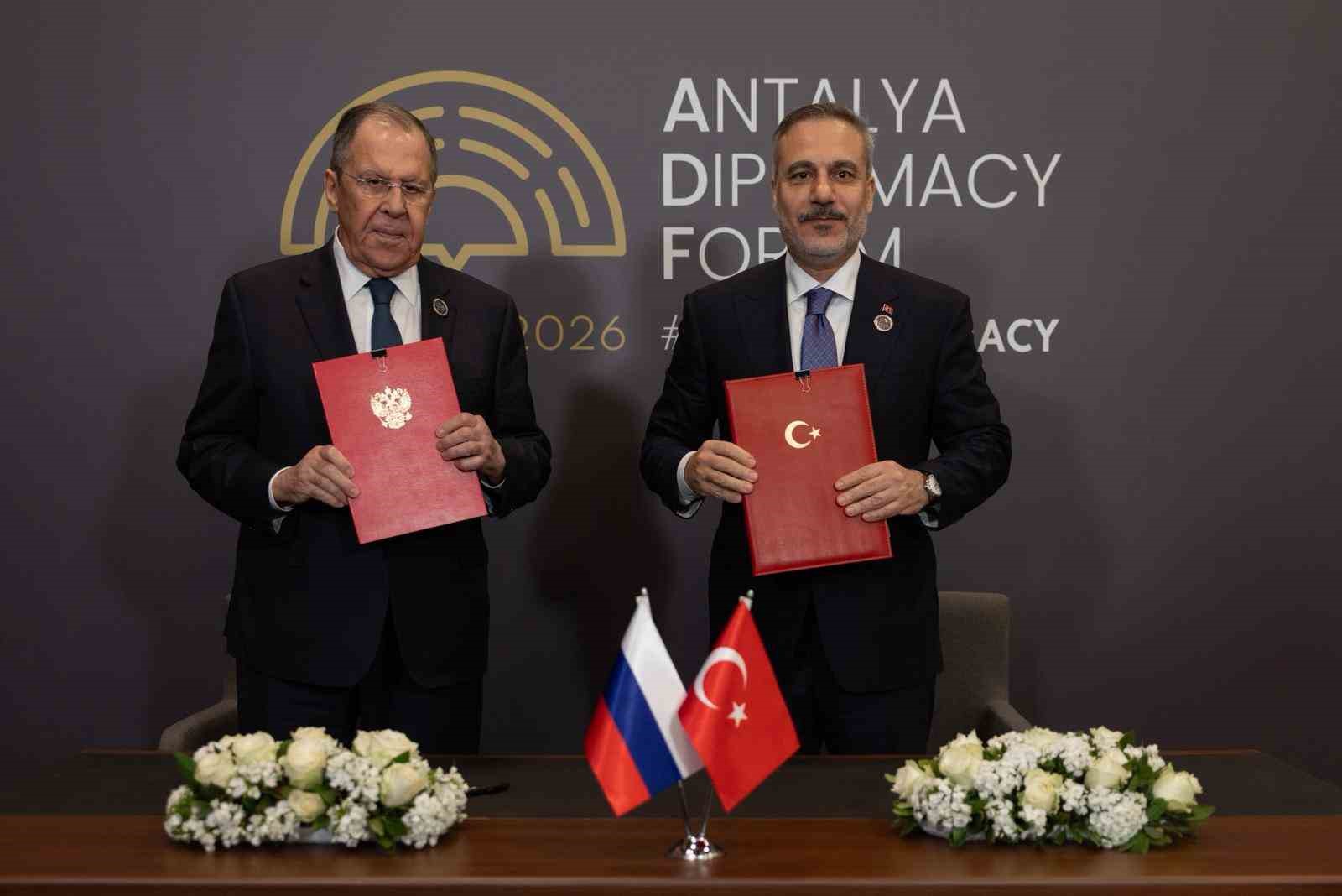 Bakan Fidan, Rus mevkidaşı Lavrov ile ‘2026-2027 İstişare Eylem Planı’nı imzaladı
