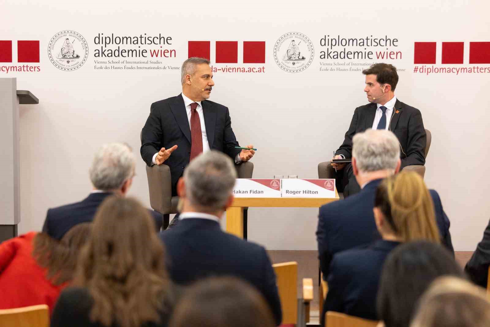 Bakan Fidan, Viyana Diplomasi Akademisi’nde düzenlenen konferansa katıldı
