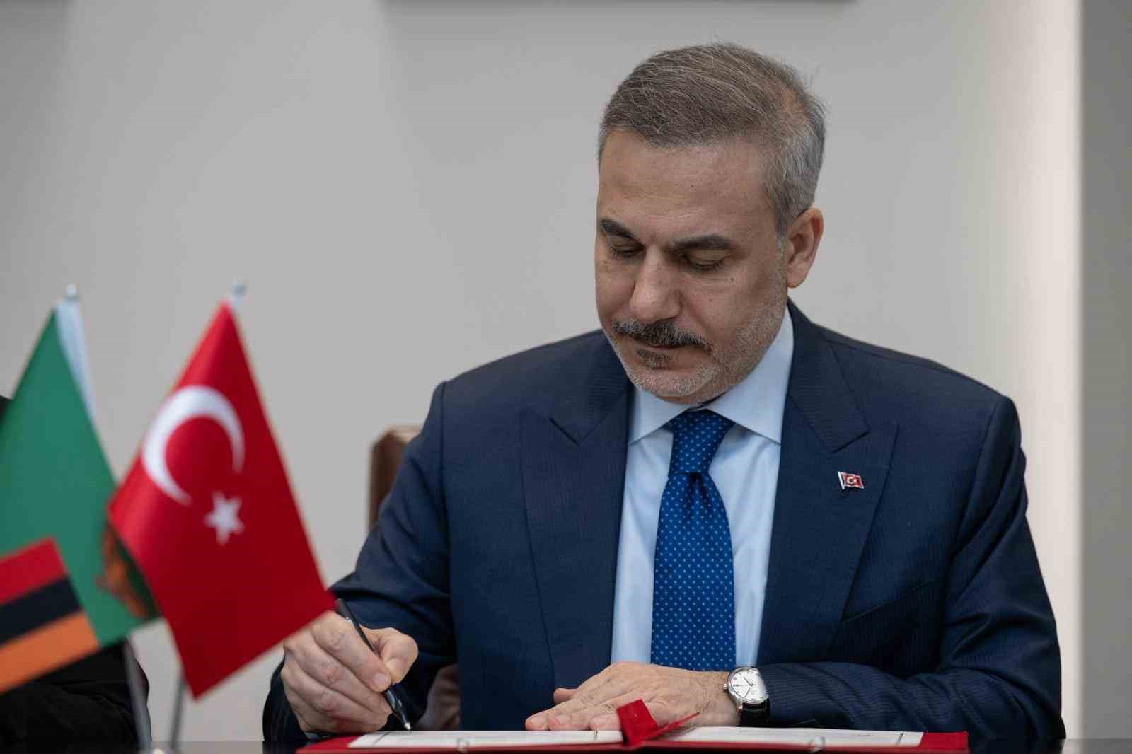 Bakan Fidan, Zambiya Dışişleri Bakanı Haimbe ile bir araya geldi

