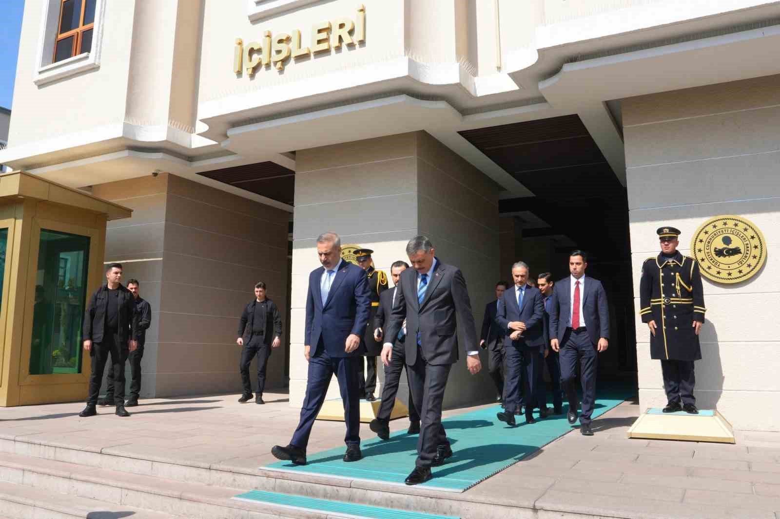 Bakan Fidan’dan Bakan Çiftçi’ye "hayırlı olsun" ziyareti
