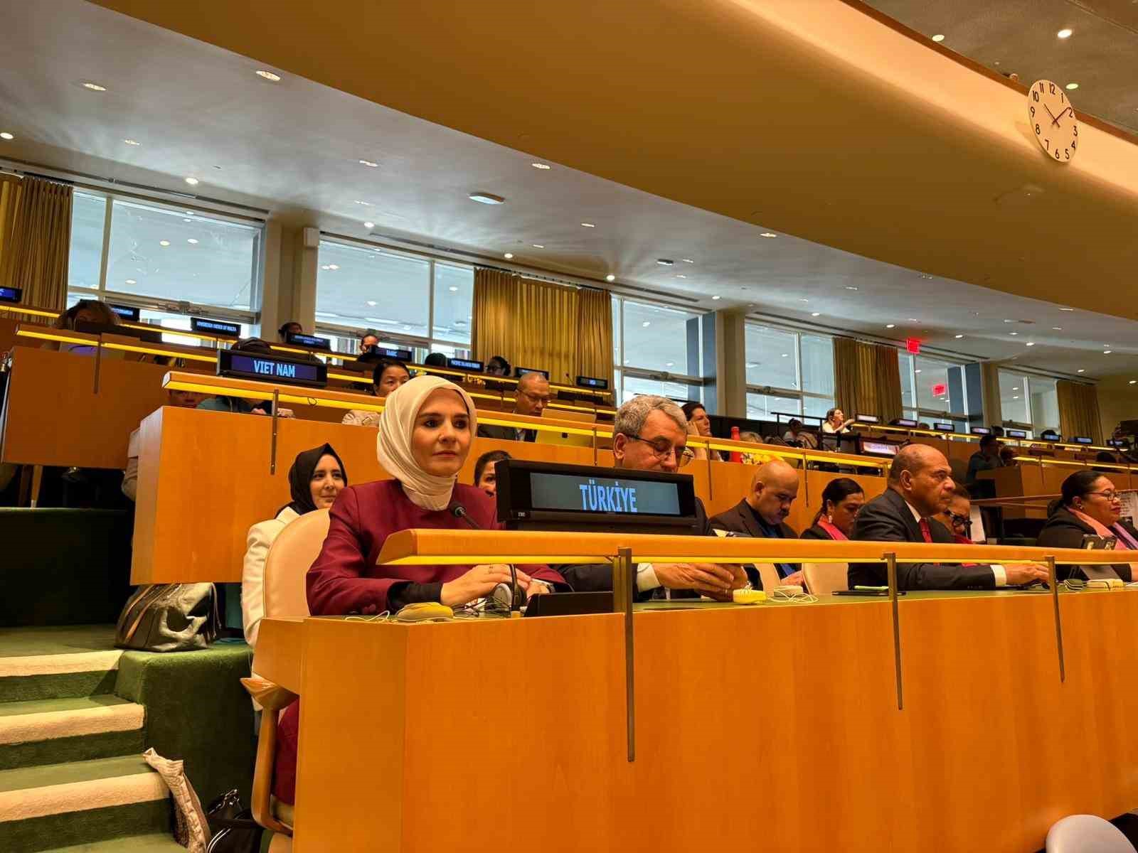 Bakan Göktaş: "Artan askeri gerilimin bölgede kadınların ve çocukların güvenliğini tehdit etmesinden derin endişe duyuyoruz"
