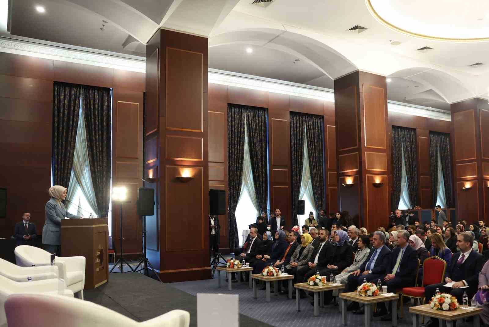 Bakan Göktaş: "Bugün itibarıyla 120 bin 958 gencimiz için 9 milyar 386 milyon lira kredi ödemesini gerçekleştirdik"
