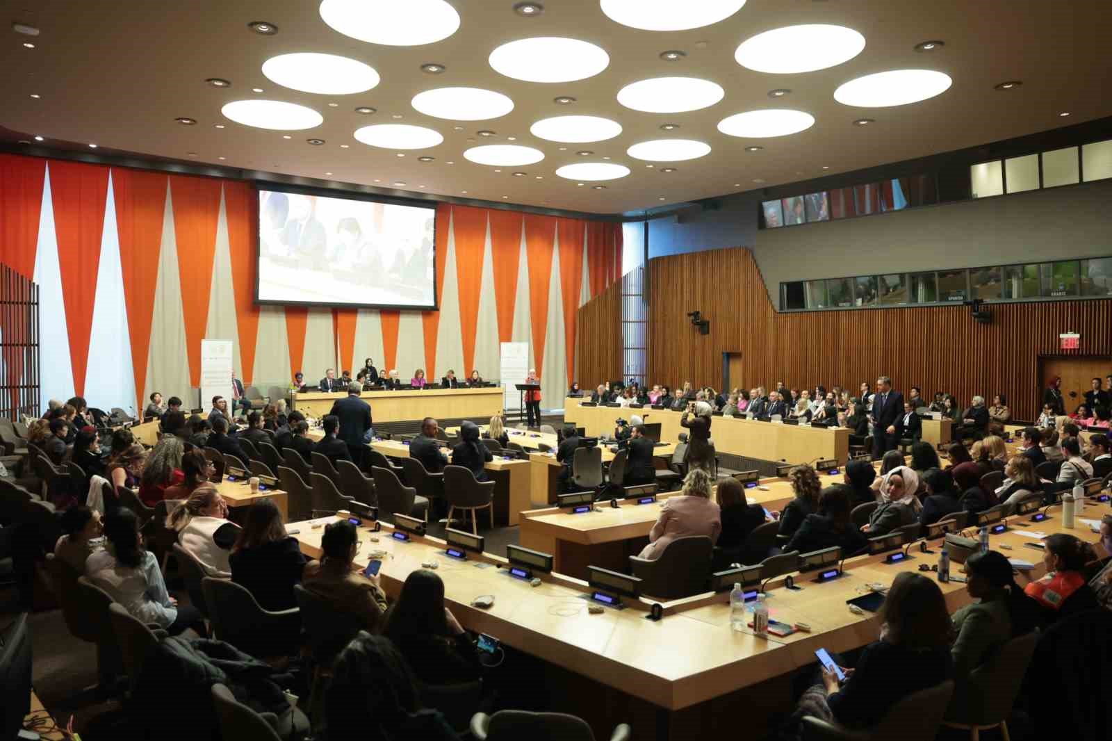 Bakan Göktaş: "Çatışmalar, insani krizler ve doğal afetler kadınları ve kız çocuklarını orantısız etkiliyor"
