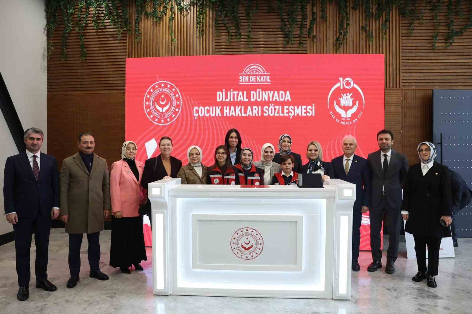 Bakan Göktaş: "Çocuklarımızı dijital dünyadaki zararlı içeriklerden korumak hepimizin ortak sorumluluğu"
