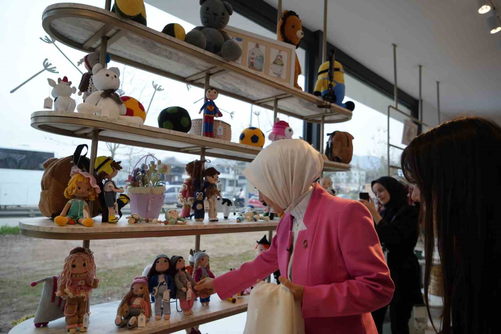 Bakan Göktaş: "Kadın emeği artık gizli kalmıyor"
