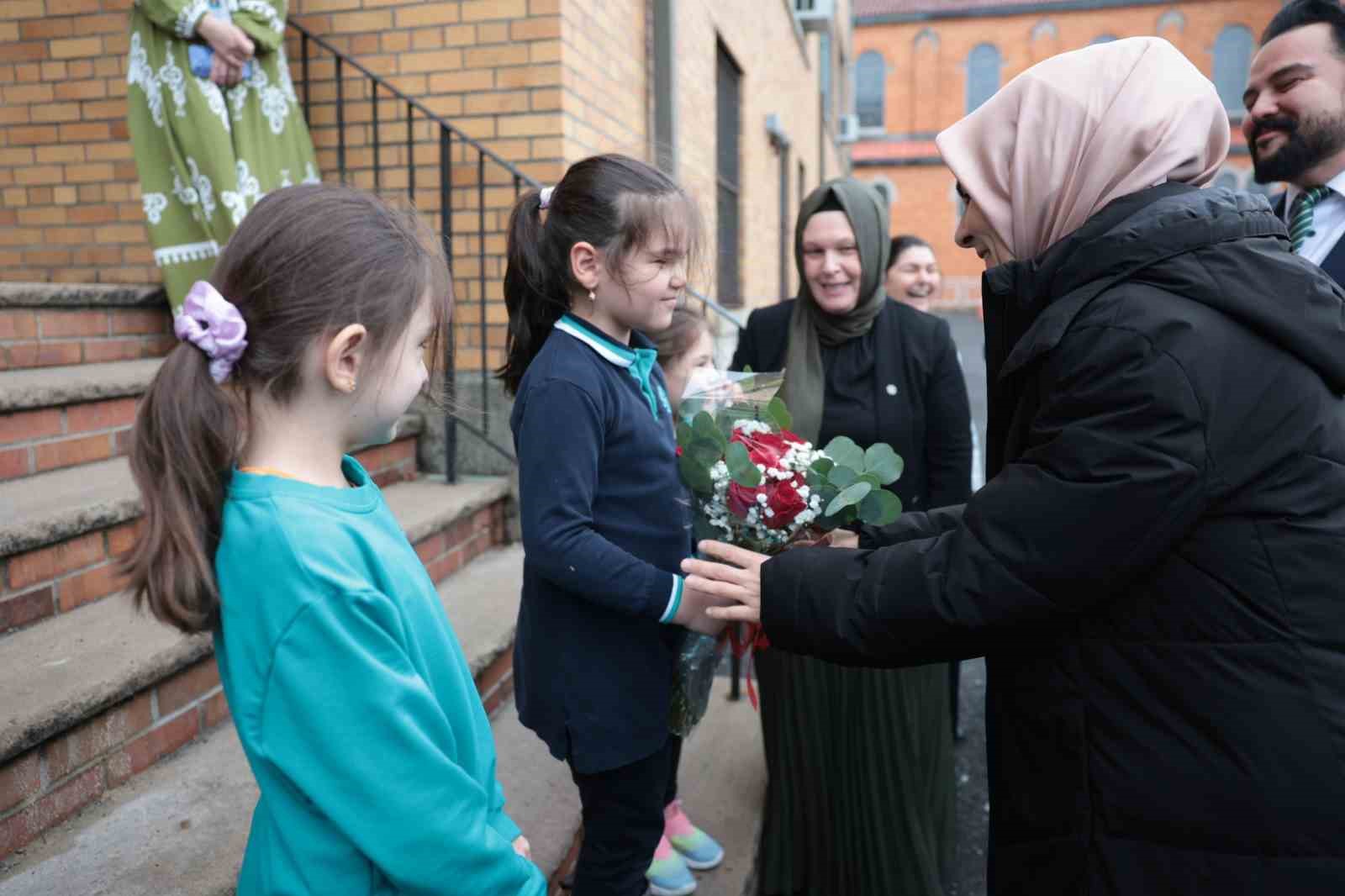 Bakan Göktaş: "Kadınların üretimde, istihdamda ve girişimcilikte daha güçlü şekilde yer aldığı bir Türkiye için çalışmalarımıza kararlılıkla devam edeceğiz"
