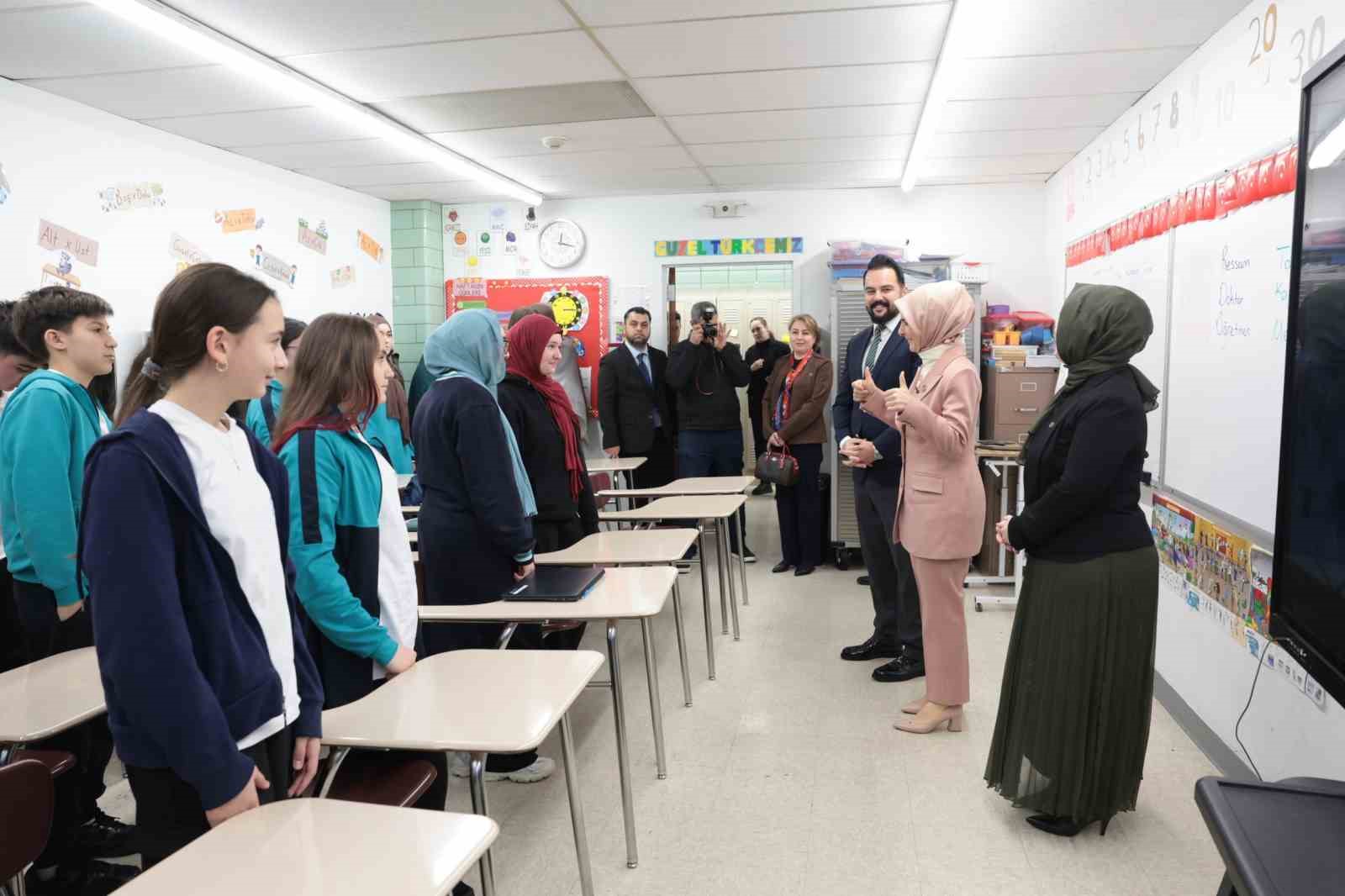 Bakan Göktaş: "Kadınların üretimde, istihdamda ve girişimcilikte daha güçlü şekilde yer aldığı bir Türkiye için çalışmalarımıza kararlılıkla devam edeceğiz"
