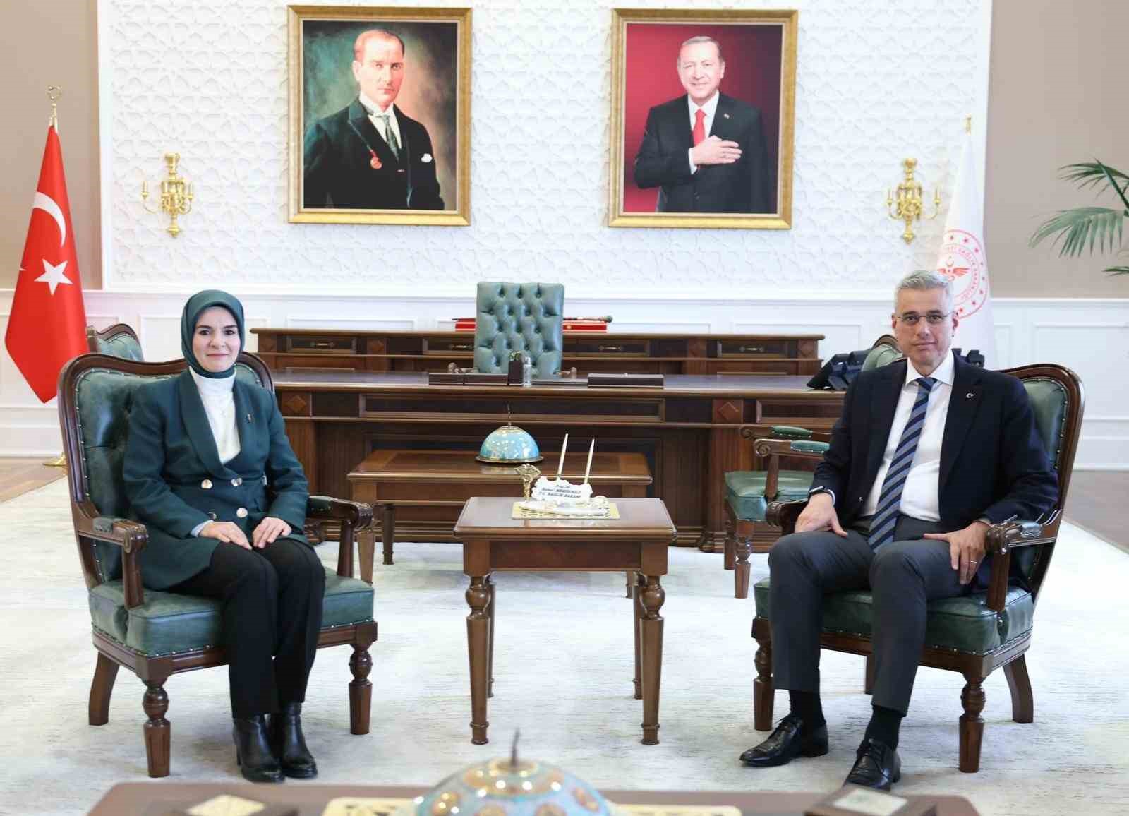 Bakan Göktaş: "Sağlıklı hayat merkezlerimizde aile bakanlığımızın da irtibat birimi oluşacak"
