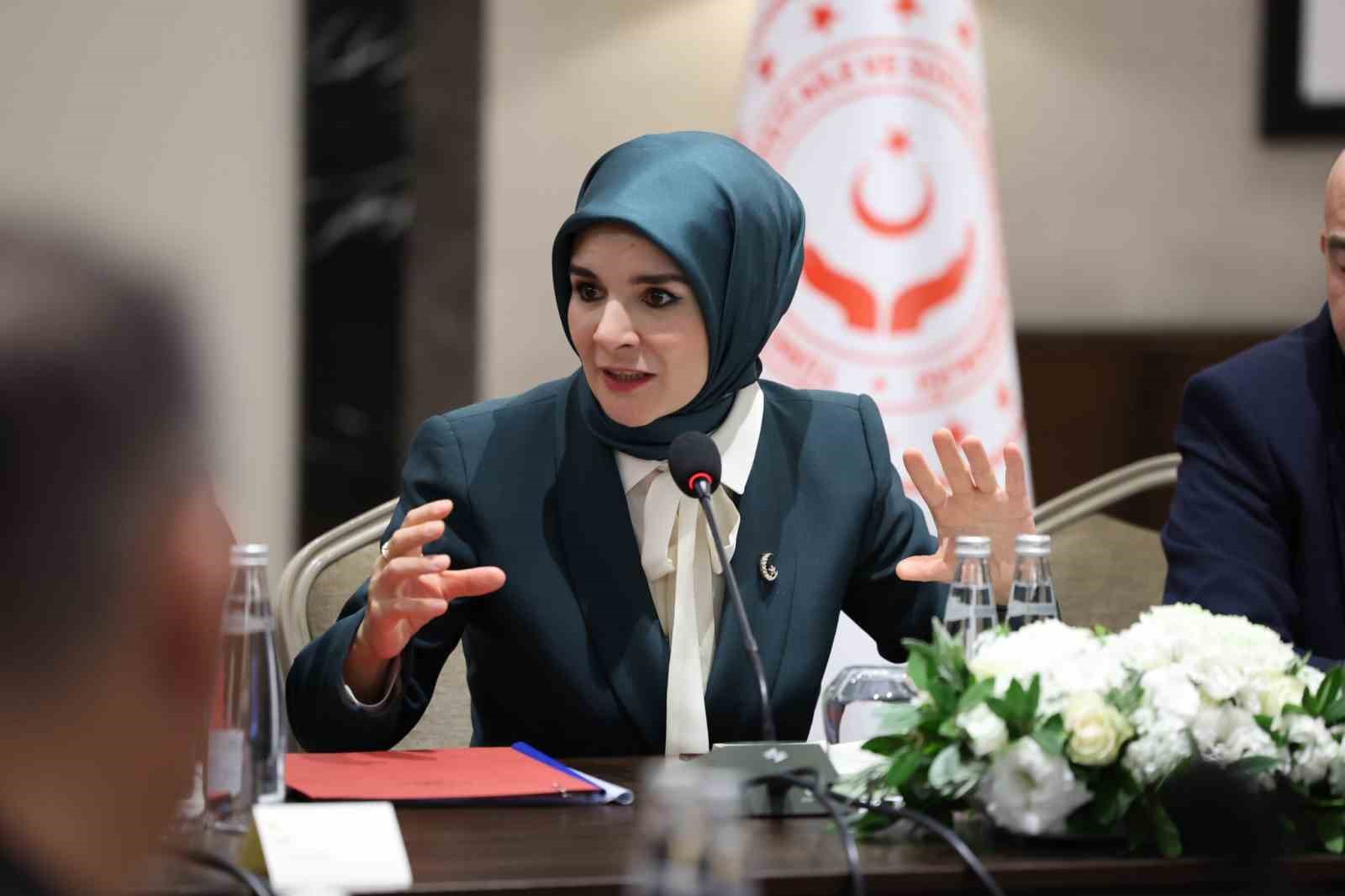Bakan Göktaş: "Sosyal risk haritalarımızla sahada erken uyarı ve sistematik izleme konusunda yeni bir dönem başlattık"

