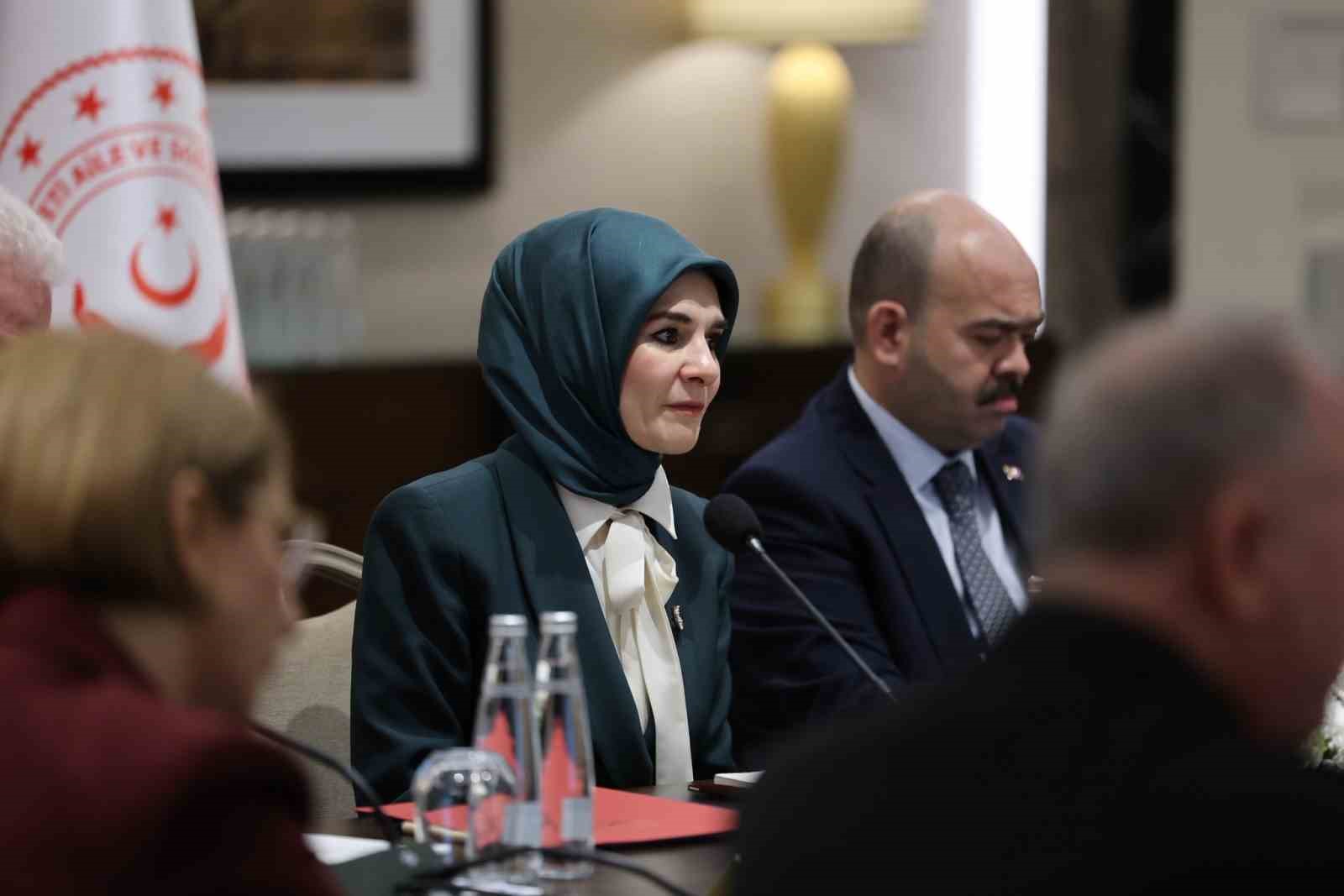 Bakan Göktaş: "Sosyal risk haritalarımızla sahada erken uyarı ve sistematik izleme konusunda yeni bir dönem başlattık"
