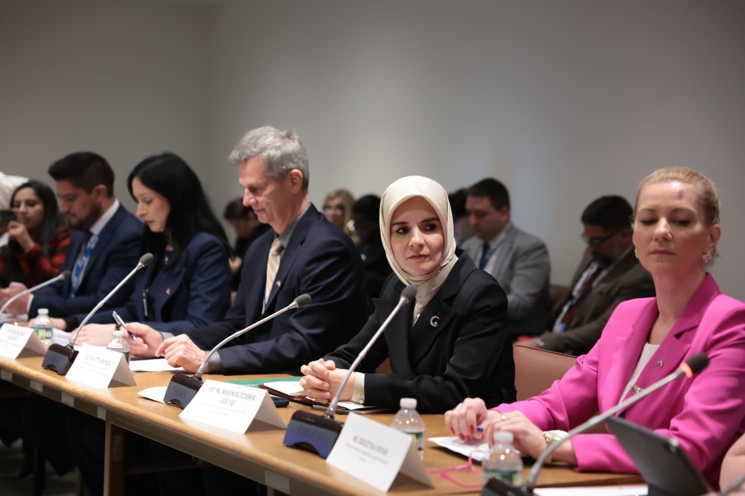 Bakan Göktaş: "Türkiye olarak, aileyi koruyan, kadınlar ve kız çocukları için güvenliği ve adalete erişimi teminat altına alan yaklaşımları destekliyoruz"
