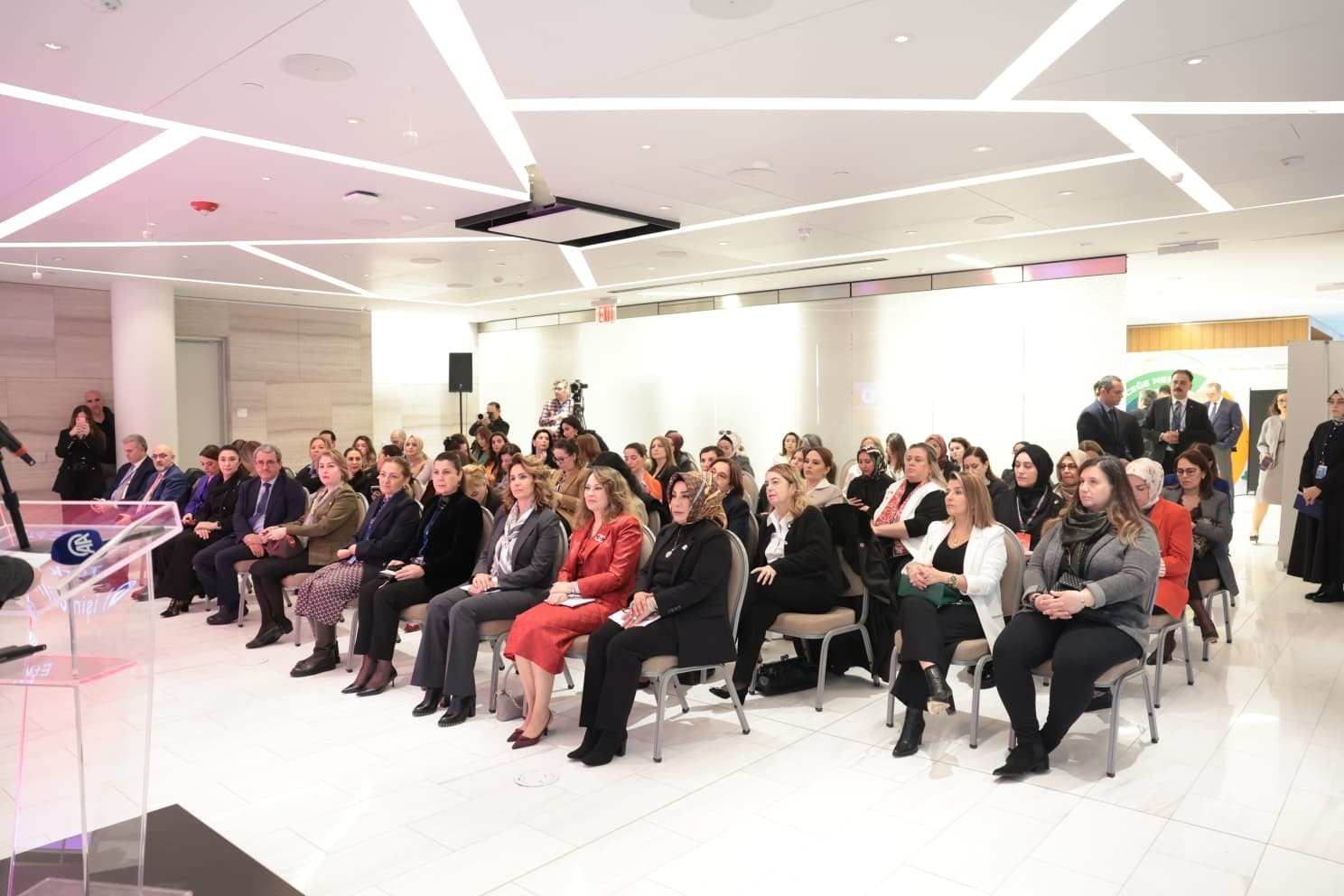 Bakan Göktaş: "Türkiye olarak, aileyi koruyan, kadınlar ve kız çocukları için güvenliği ve adalete erişimi teminat altına alan yaklaşımları destekliyoruz"
