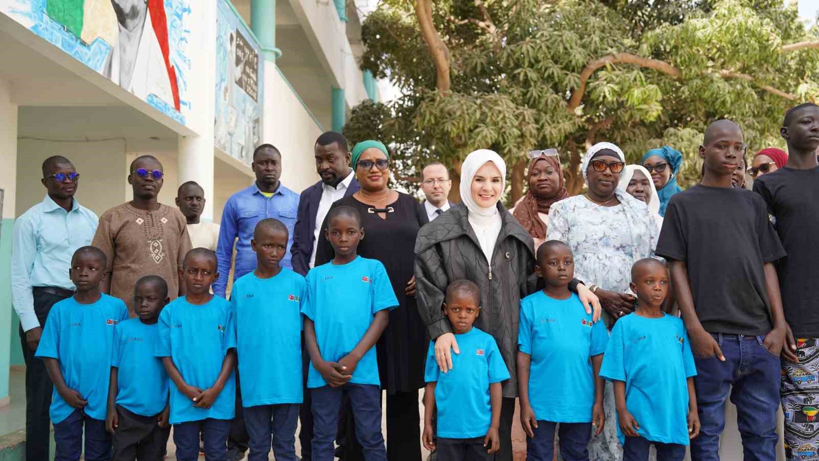 Bakan Göktaş: "Türkiye olarak sosyal hizmetler alanındaki tecrübemizi Senegal ile paylaşmaya hazırız"
Bakan Göktaş: "Türkiye olarak sosyal hizmetler alanındaki tecrübemizi Senegal ile paylaşmaya hazırız"