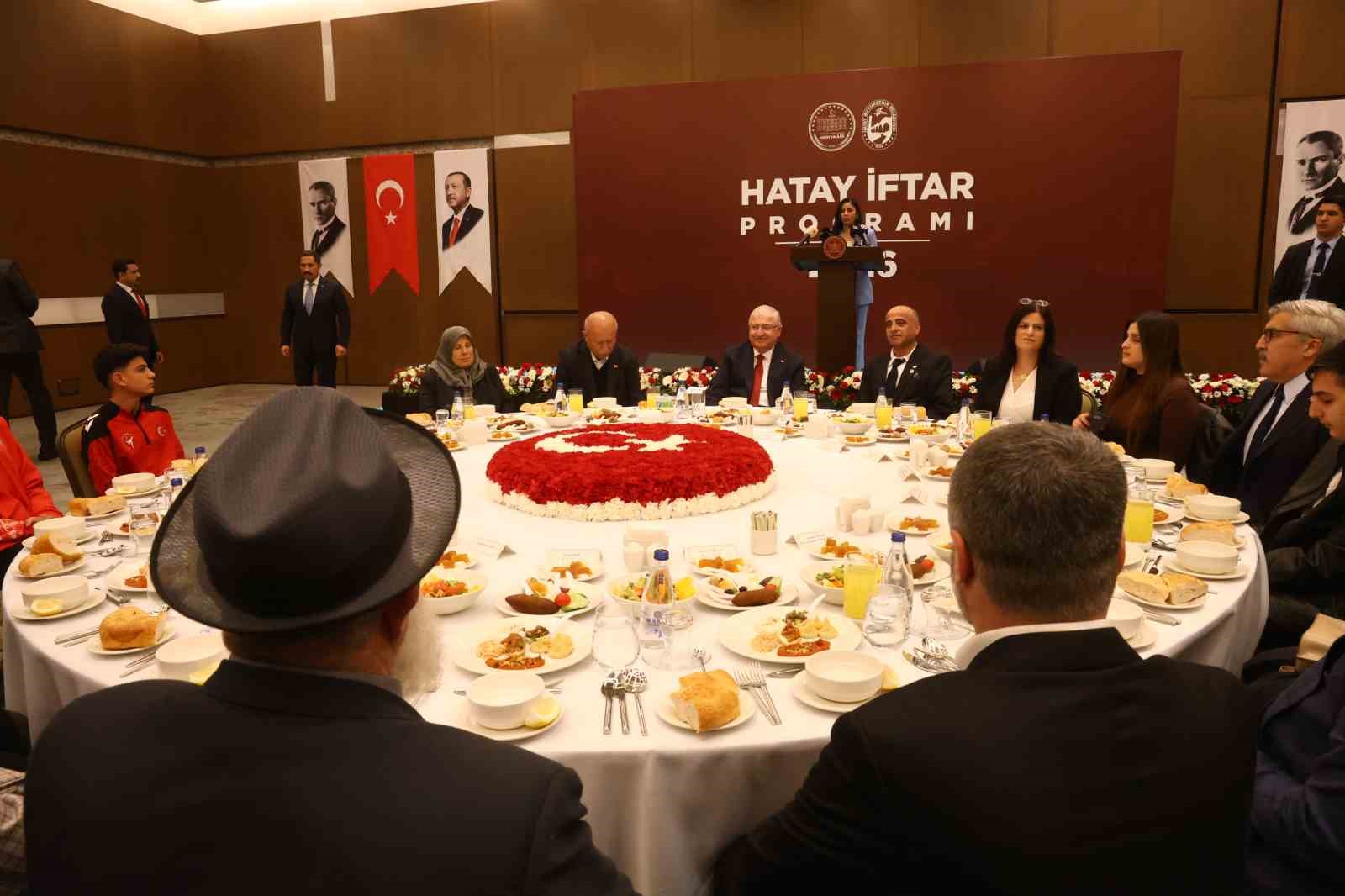 Bakan Güler: "Bu coğrafyada barışın teminatı, güvenliğin de en sağlam dayanaklarından biri olmaya devam edeceğiz"
