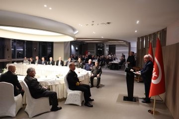 Bakan Güler, iftarda OYAK personeli ile bir araya geldi
