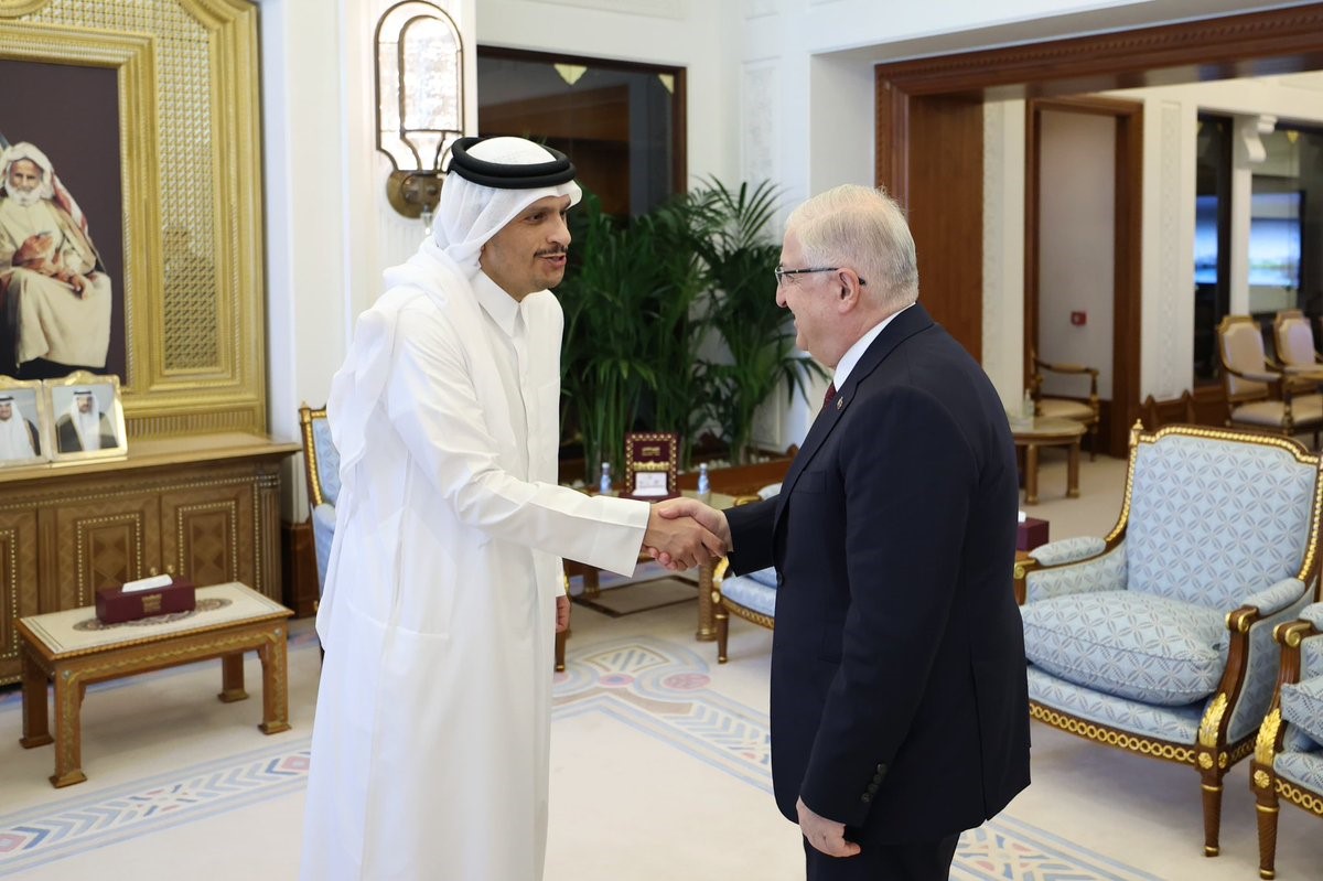 Bakan Güler, Katar Dışişleri Bakanı Al Thani ile görüştü
