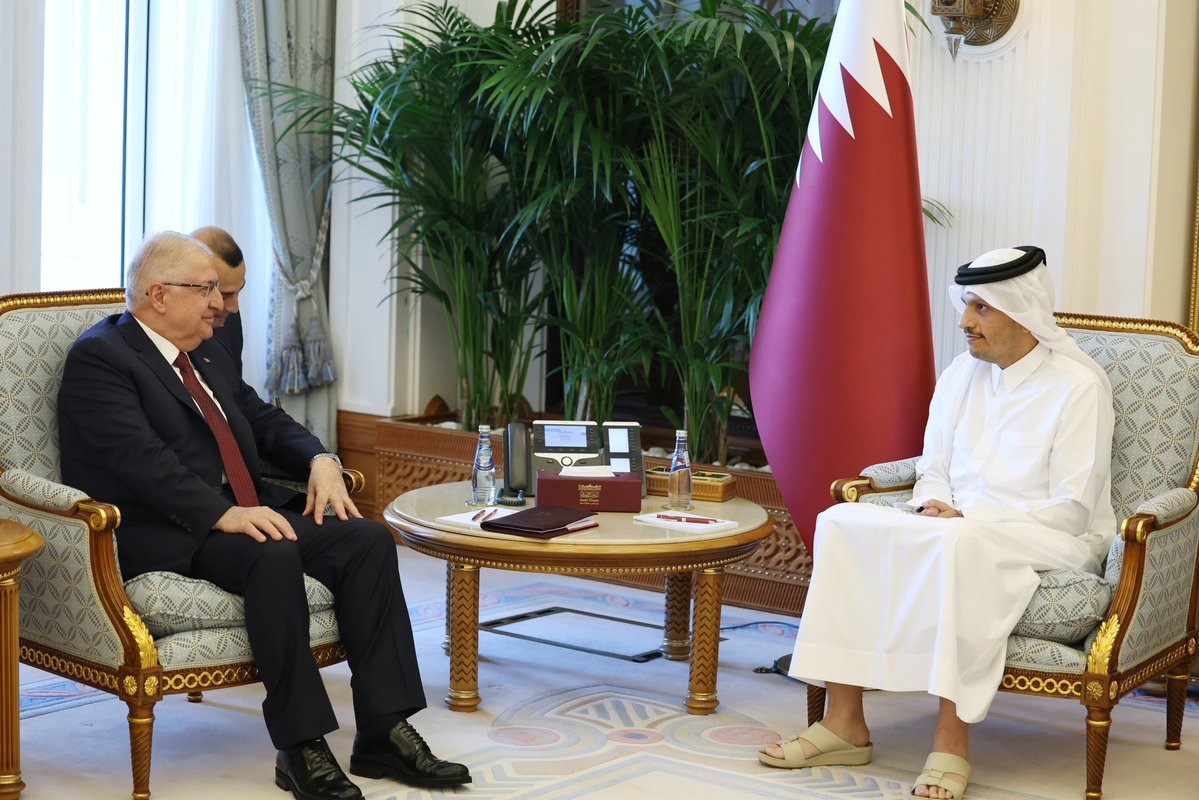 Bakan Güler, Katar Dışişleri Bakanı Al Thani ile görüştü
