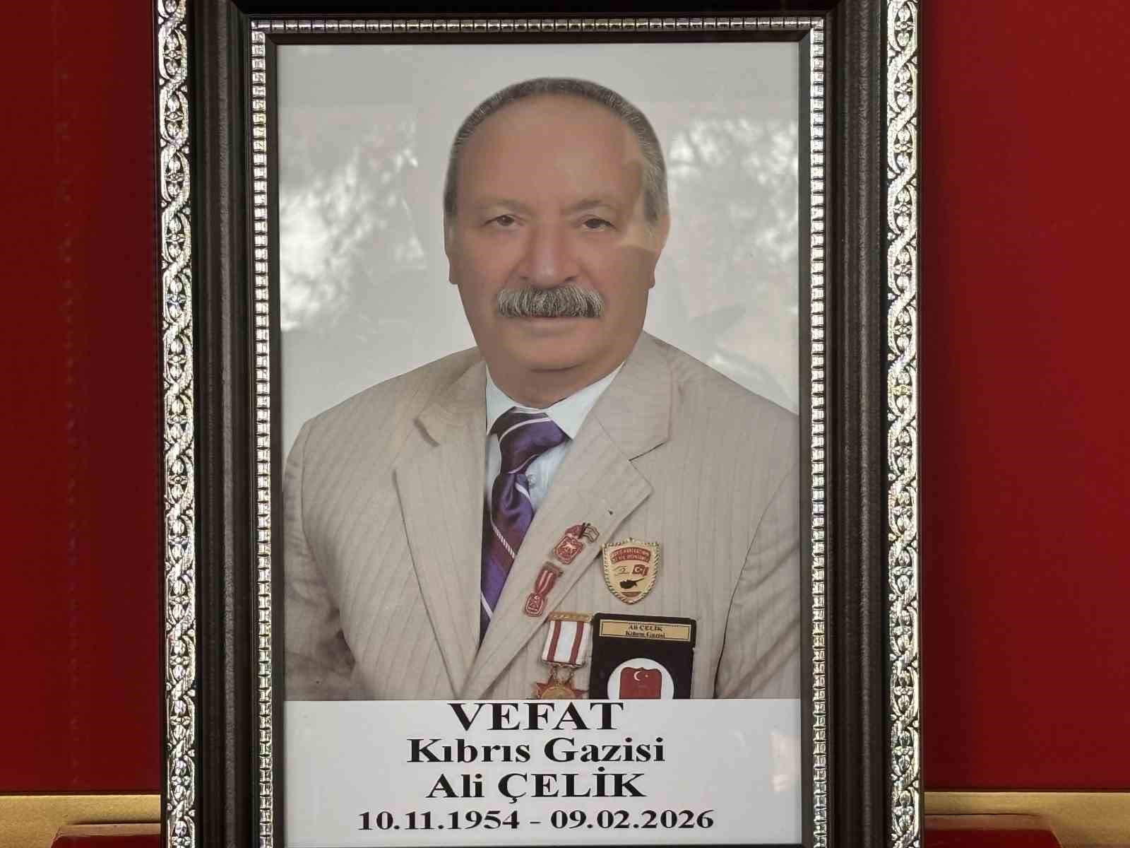 Bakan Güler, Kilis’te Kıbrıs Gazisi’nin cenazesine katıldı
