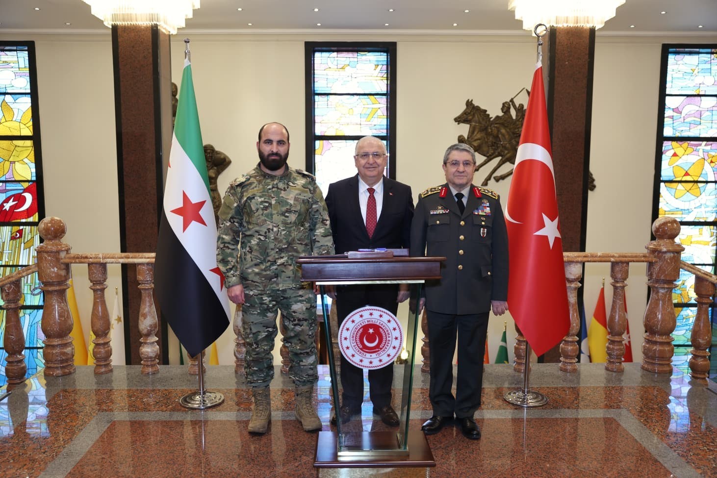 Bakan Güler, Suriye Genelkurmay Başkanı Tümgeneral Nureddin Ali Na’san’ı kabul etti
