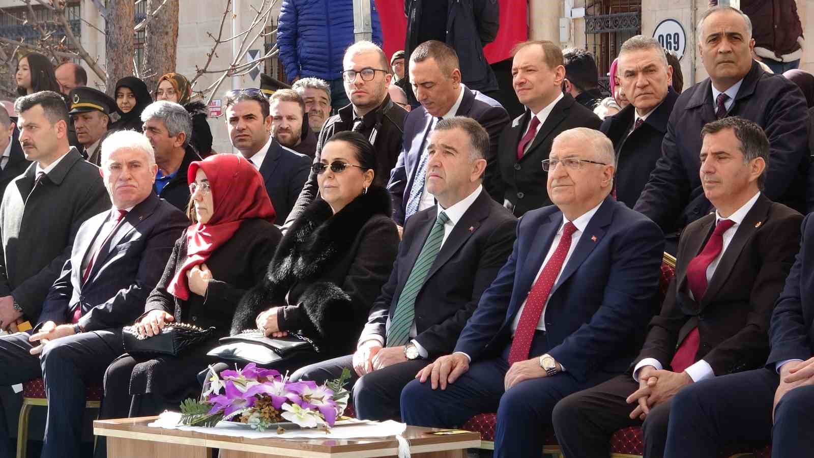 Bakan Güler: "Terörsüz Türkiye hedefimize doğru emin adımlarla ilerliyoruz"
