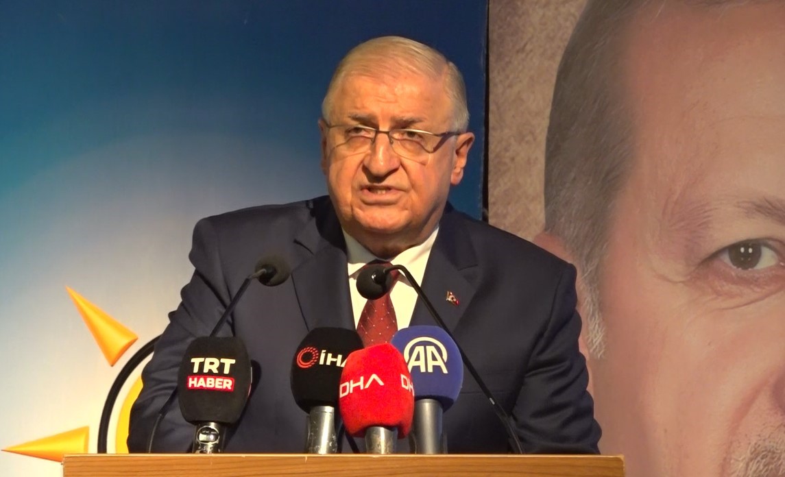 Bakan Güler: "YPG/PYD/SDG terör örgütünün silahlı unsurlarını feshederek devlet kurumlarına entegre olması tek çıkar yol"
