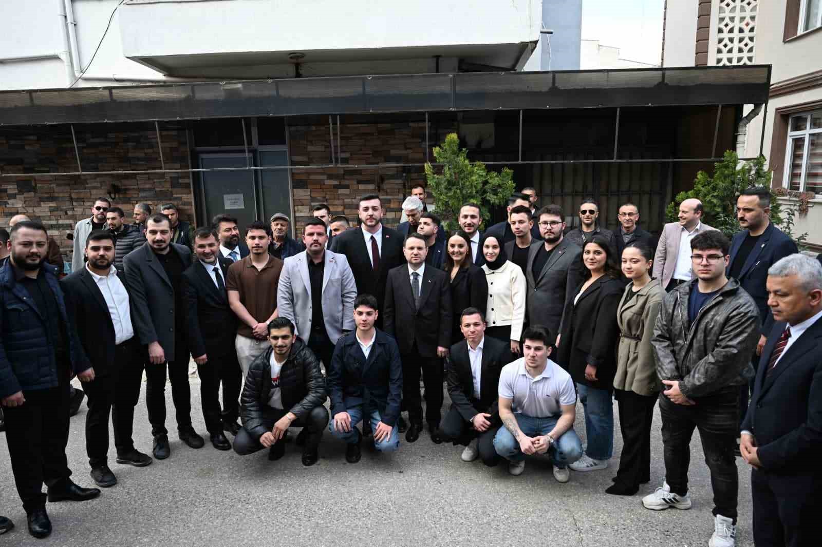 Bakan Gürlek: "Bu ateş çemberinde ülkemiz huzurlu, güvenli"
Bakan Gürlek: "Bu ateş çemberinde ülkemiz huzurlu, güvenli"