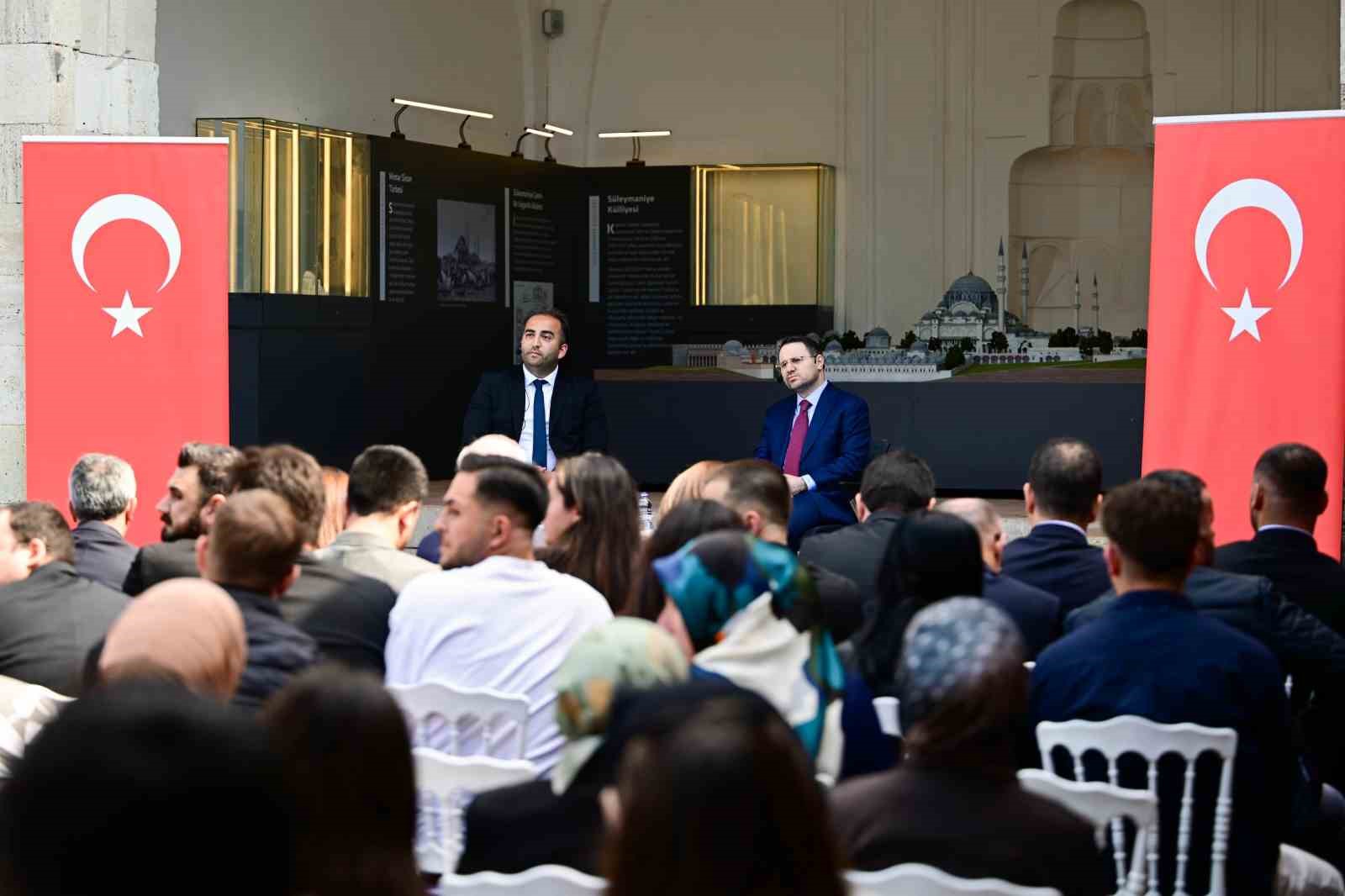 Bakan Gürlek Edirne’de gençlerle buluştu: "Adaleti hızlandırmak en büyük hedefimiz"
